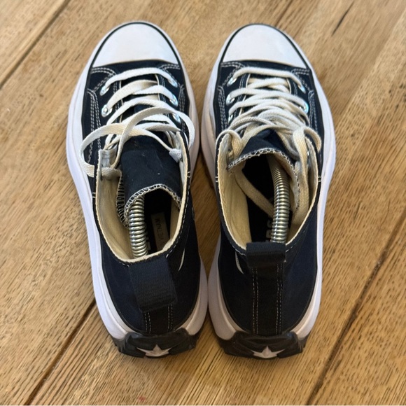 Converse Run Star Hike Hi Womens Sz Mens 6 Wos 7.5 Black White Platform Shoe - Picture 6 of 10